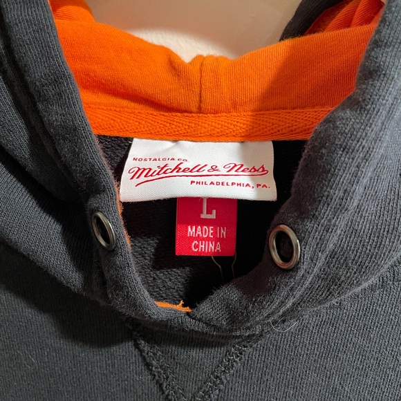 Mitchell & Ness Anaheim Ducks short sleeve hoodie Men’s Large - Picture 3 of 4